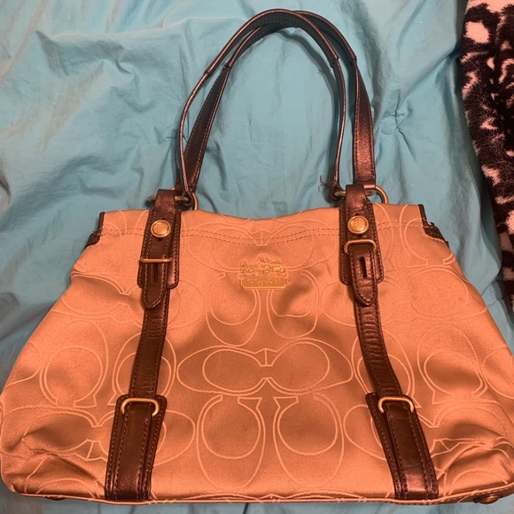 Coach handbag - Picture 2 of 15